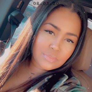 Meet your Posher, Alicia